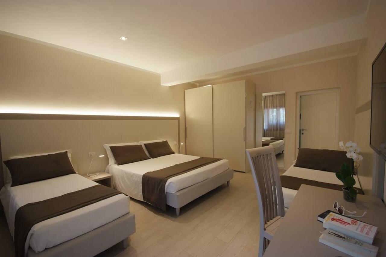 Hotel La Perla Del Golfo Procchio  Esterno foto