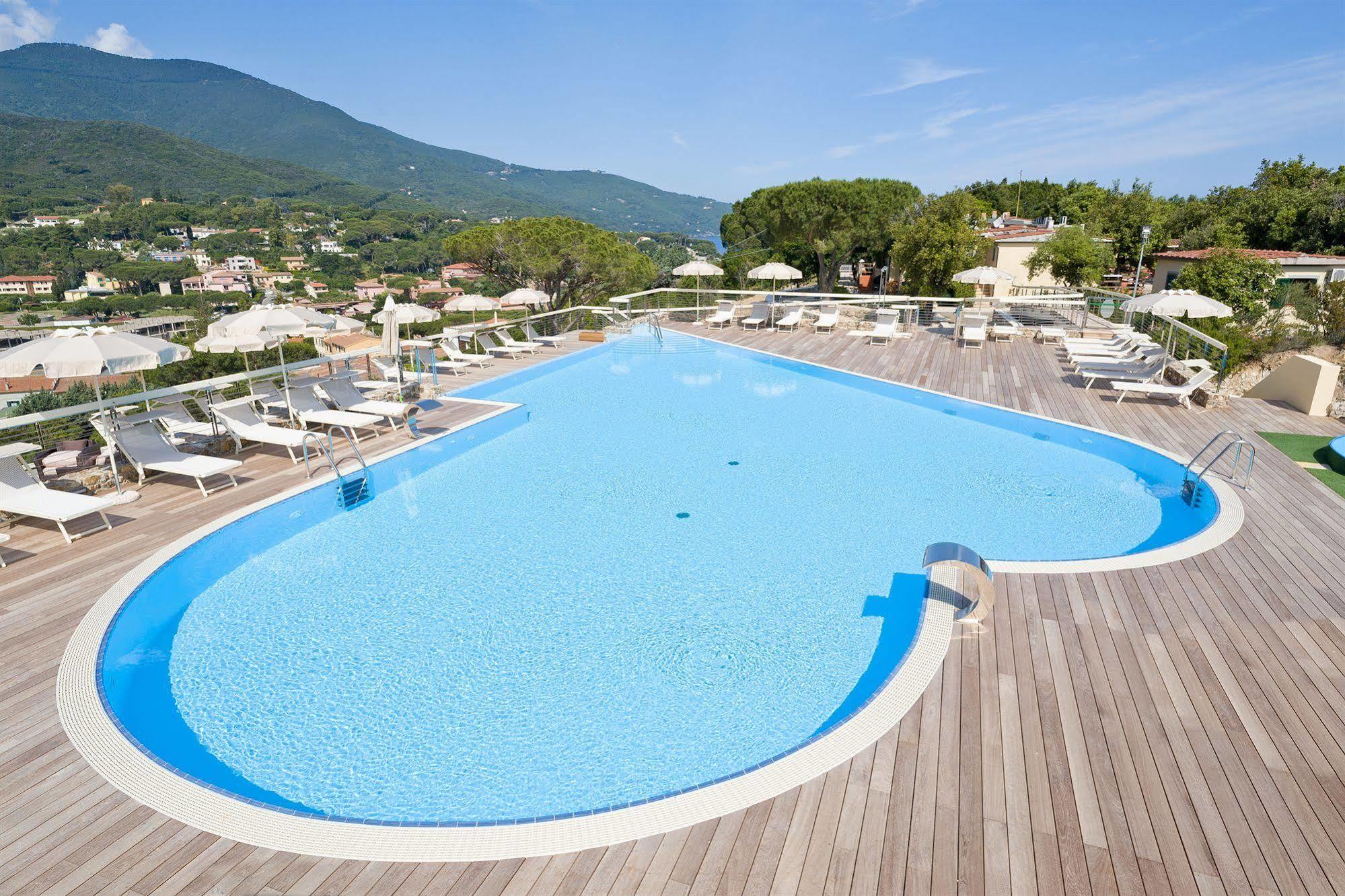 Hotel La Perla Del Golfo Procchio  Esterno foto