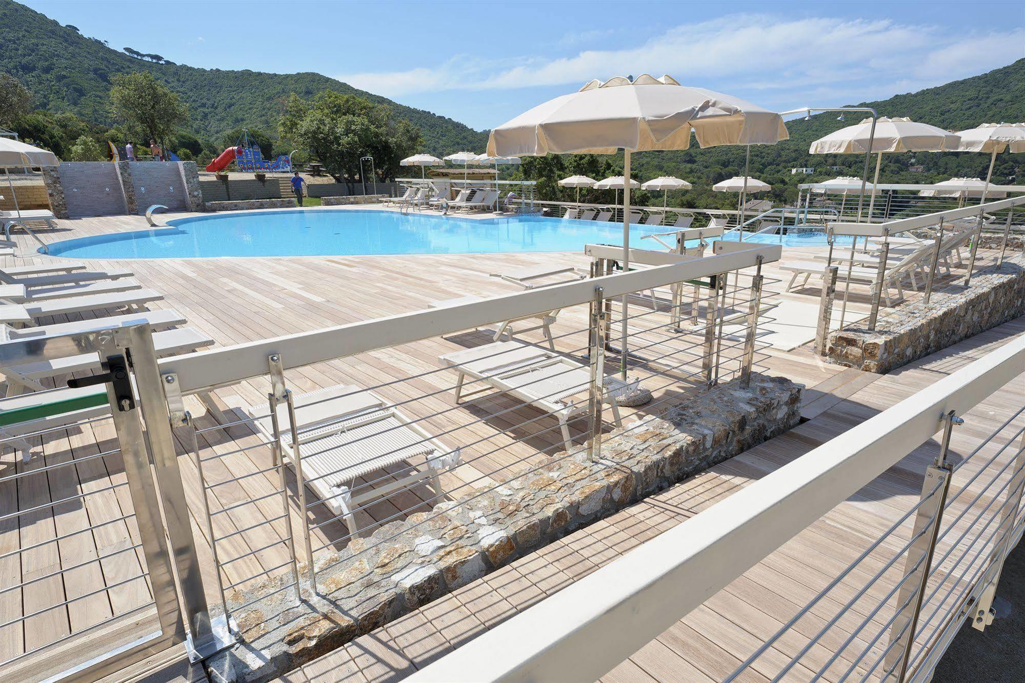 Hotel La Perla Del Golfo Procchio  Esterno foto