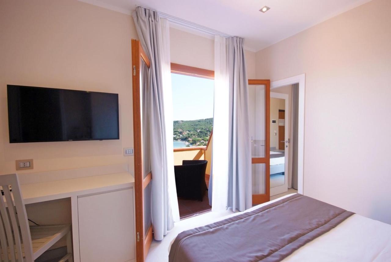 Hotel La Perla Del Golfo Procchio  Esterno foto
